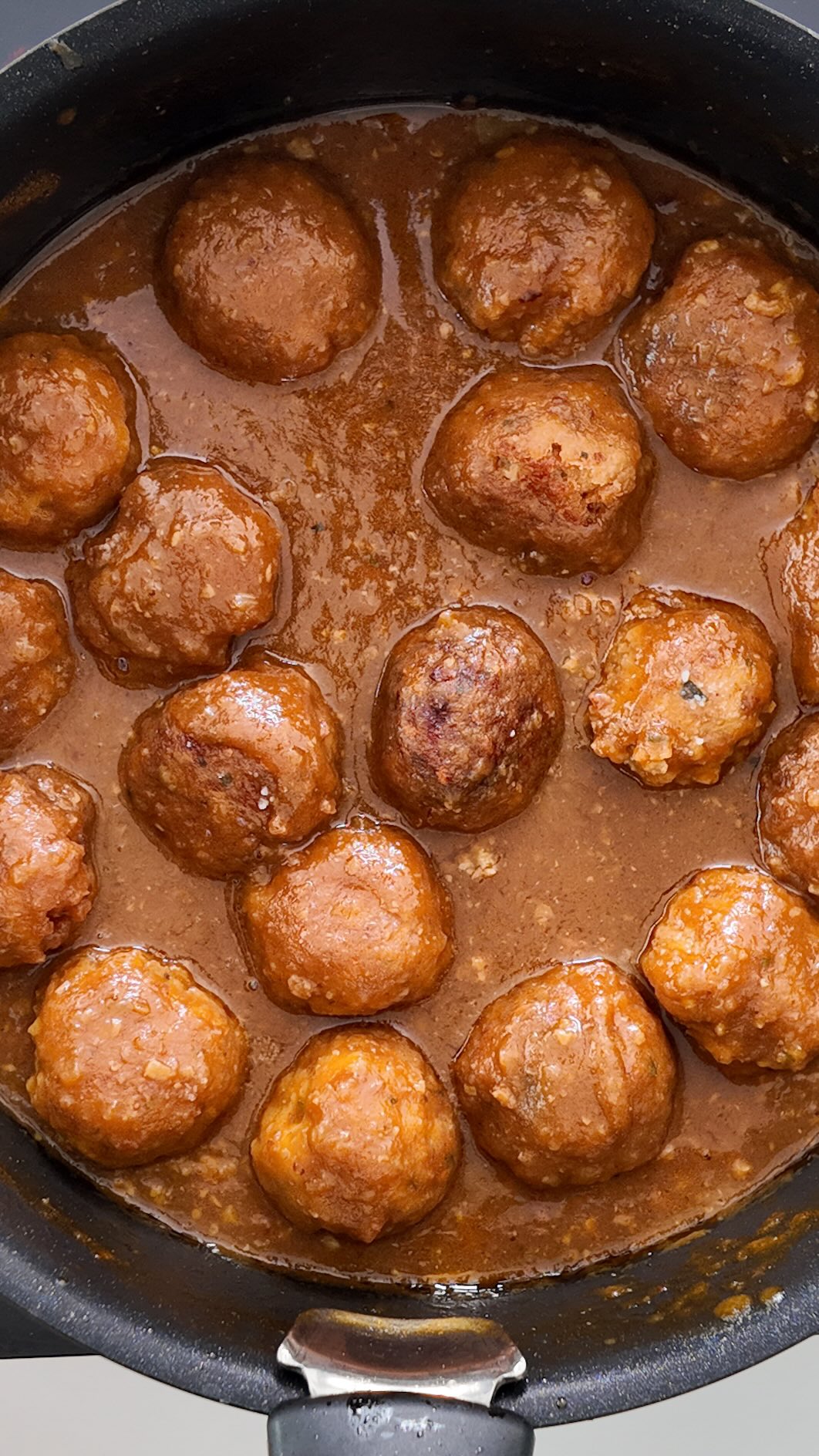 Albóndigas en salsa española
