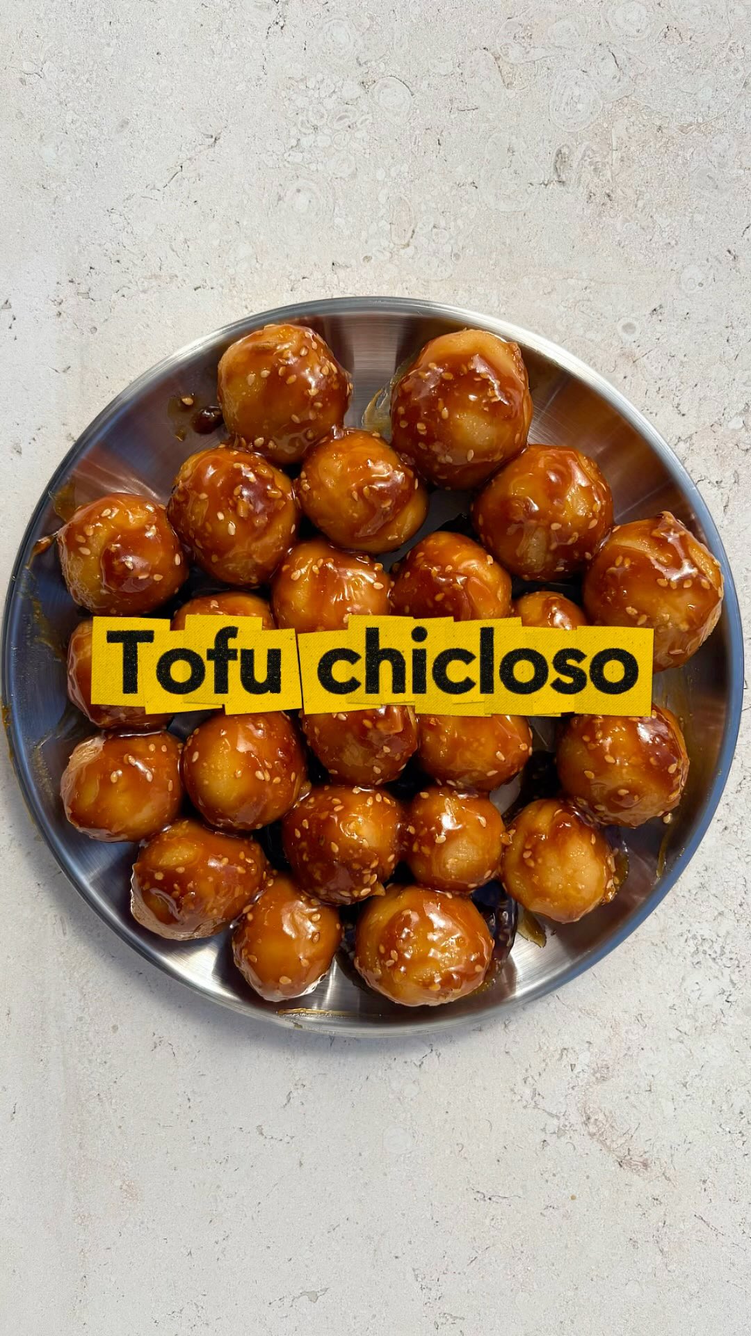 Bolas de tofu chewy con teriyaki