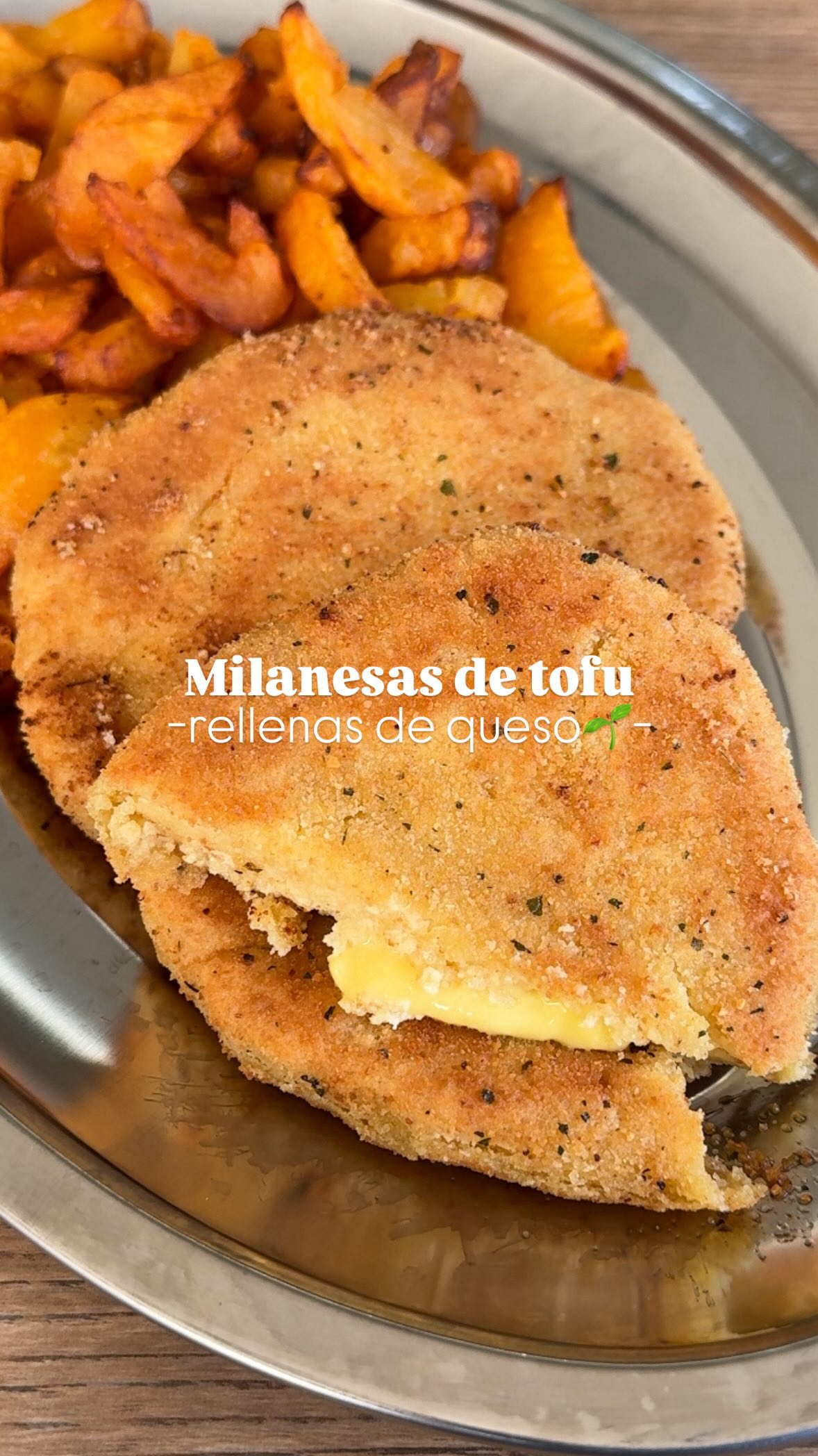 Milanesas de tofu rellenas de queso