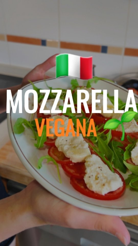 Mozzarella vegana de almendras y yogur